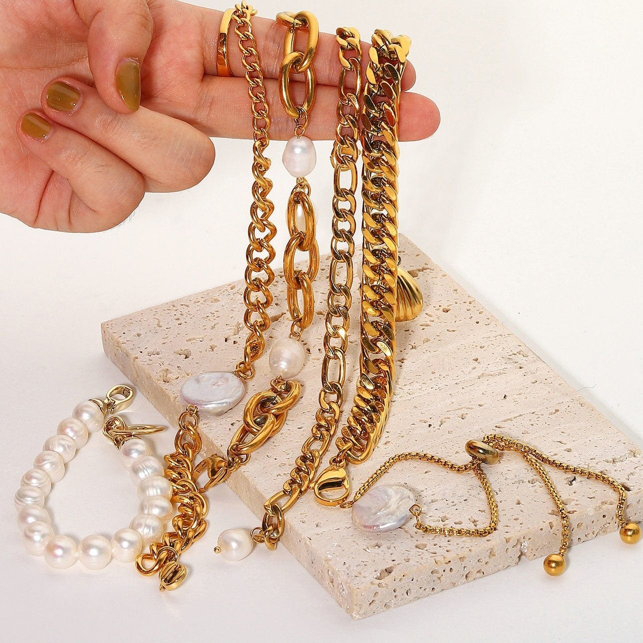 Alice Bracelet