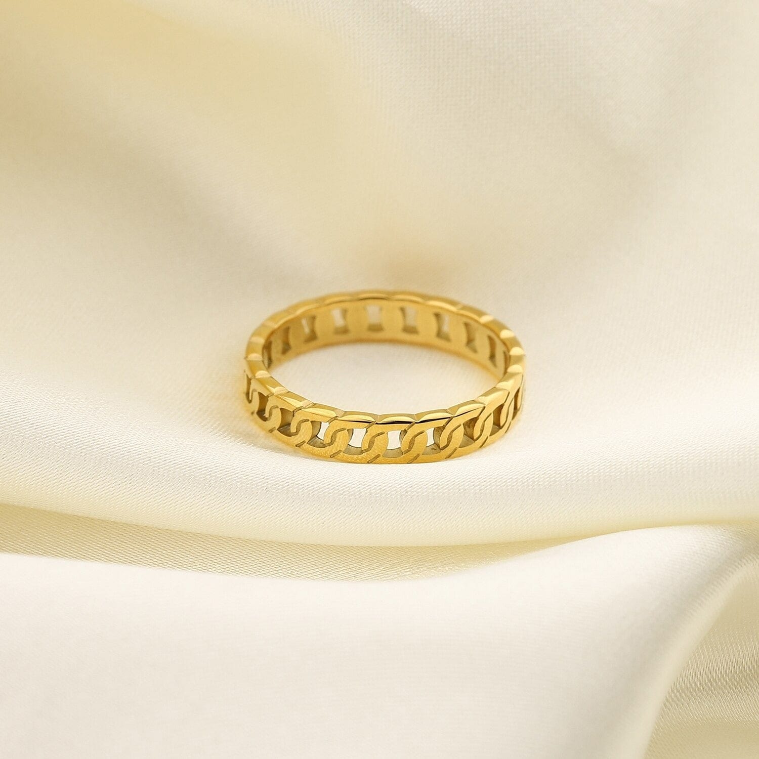 Megan Ring