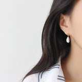 Nora Pearl Earrings