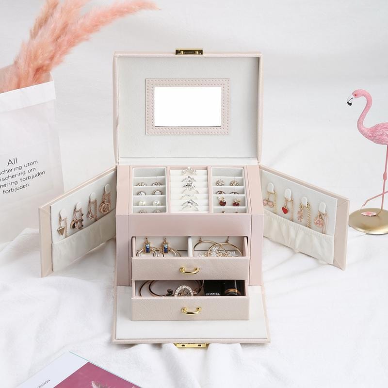 Chanel Earring Jewelry Boxes & Organizers