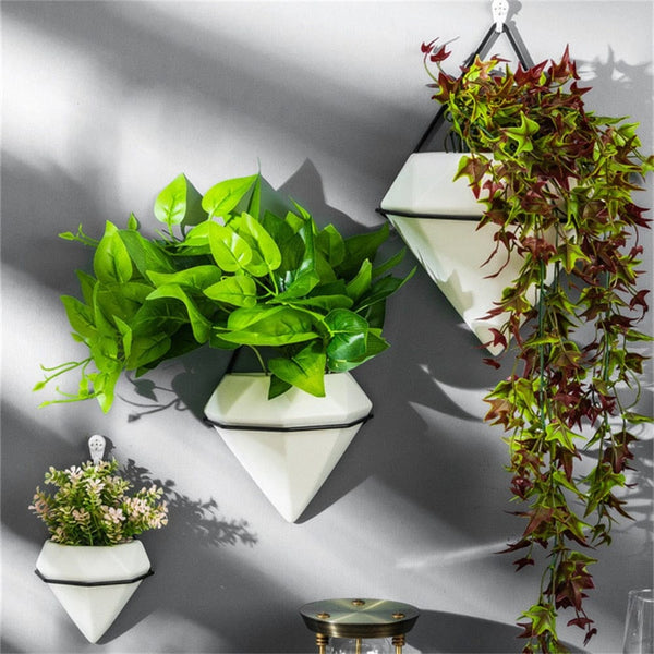 Hanging Triangle Pot