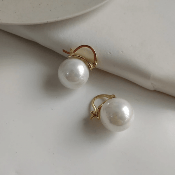 Quinn Pearl Earrings